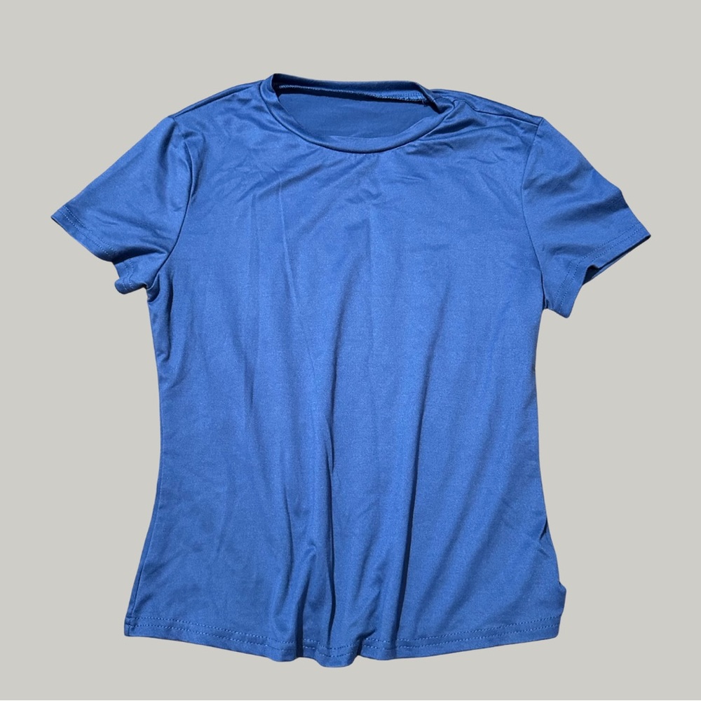 LIKE NEW Basic Top
